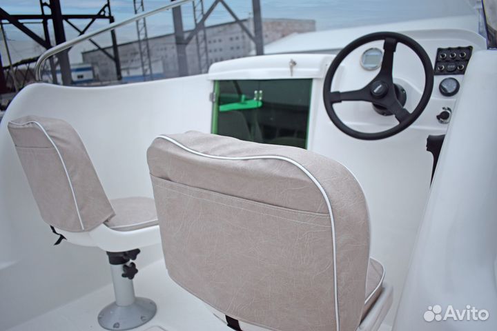 Новый катер с каютой Neman 530 от производителя