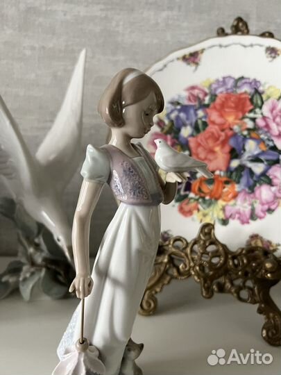Фарфоровая статуэтка lladro