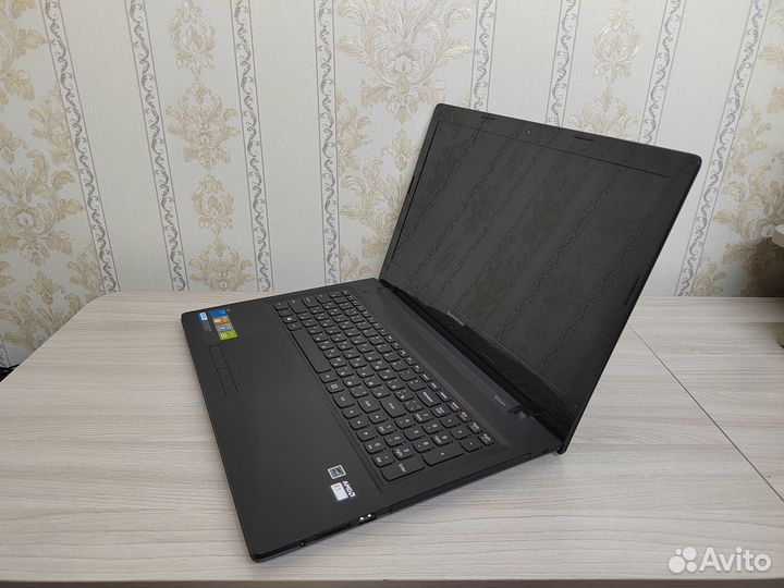 Ноутбук Lenovo в отличном состоянии