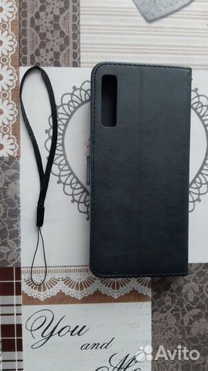 Новый чехол-книжка на samsung galaxy s10e