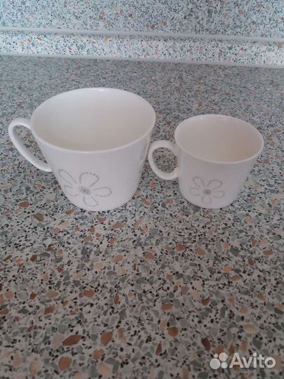 Чашка из костяного фарфора