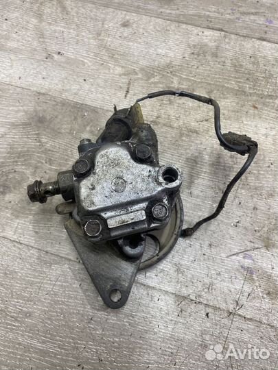 Насос гидроусилителя Mazda Familia