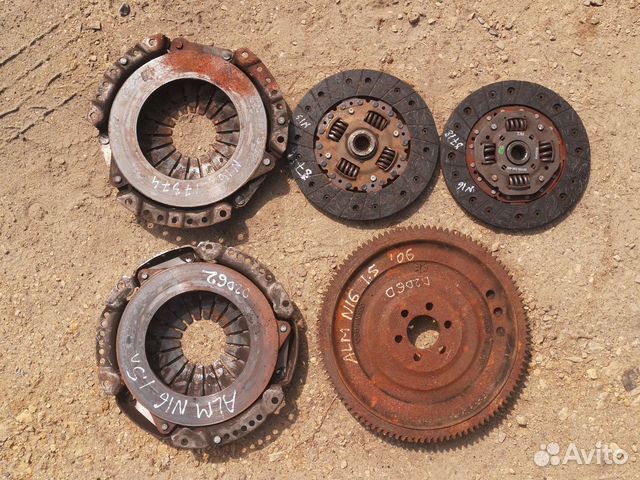 Маховик Nissan Almera N16