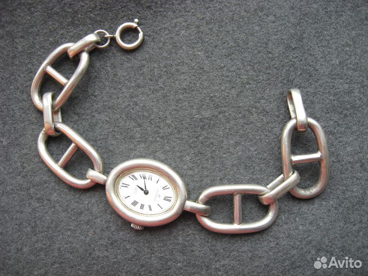 Часы серебро Швейцария на ходу