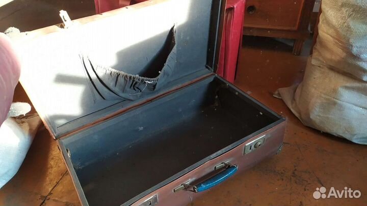 Чемоданы времен СССР