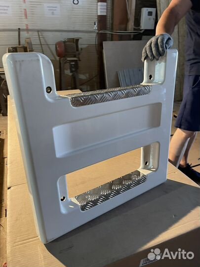 Карска подножки за кабиной камаз 5490