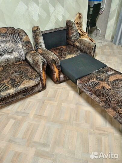 Диван и кресло продам