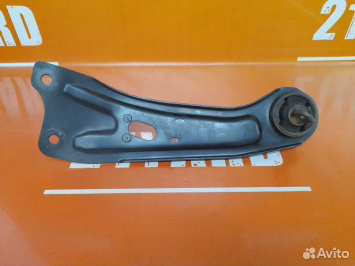 Рычаг задний продольный правый Kia Ceed