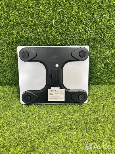 Marta MT-SC1691 желто-зеленый LCD весы напольные