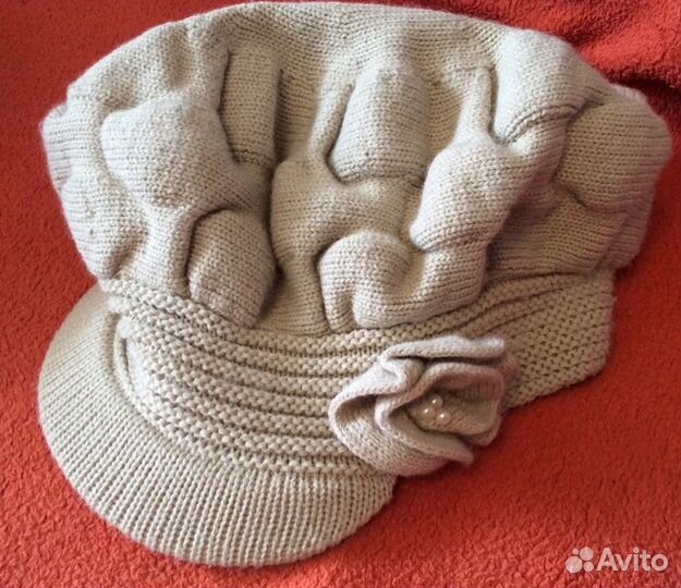 Три шапки одним пакетом