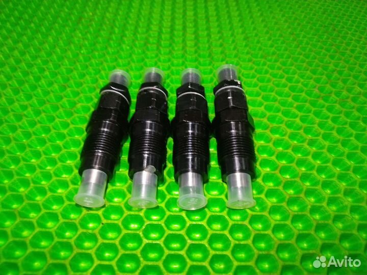 Форсунки топливные toyota 1KZ-TE новые