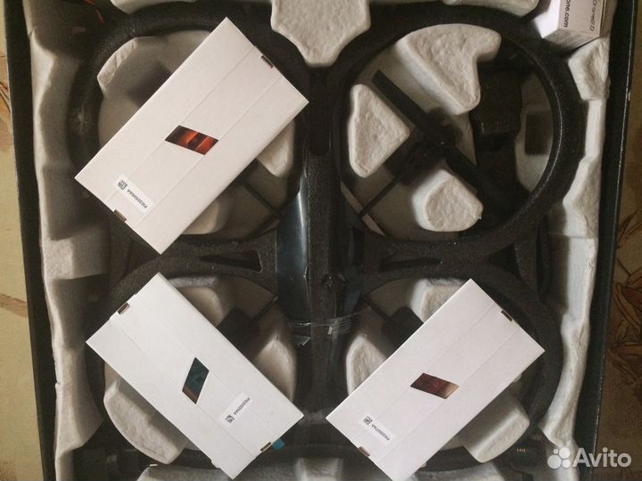 Радиоуправляемый квадрокоптер