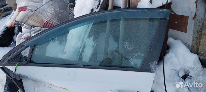 Стекло переднее левое шкода октавия а7