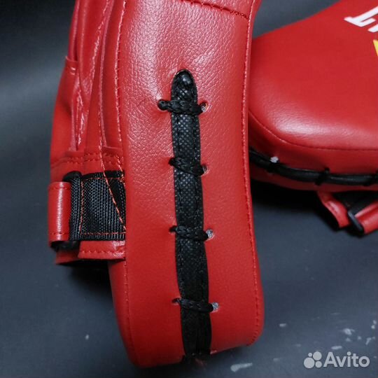 Боксерские лапы Everlast Red