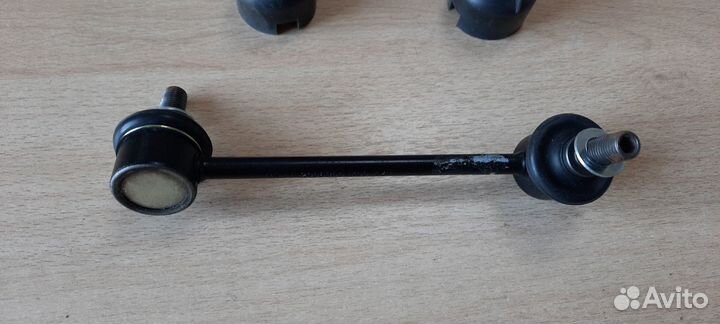 Тяга переднего стабилизатора левая Грейт Вол Ховер