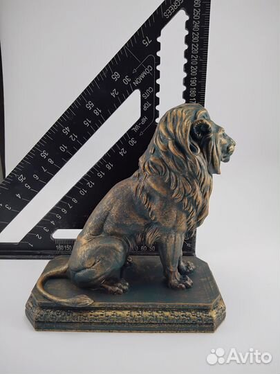 Статуя Лев Каирский