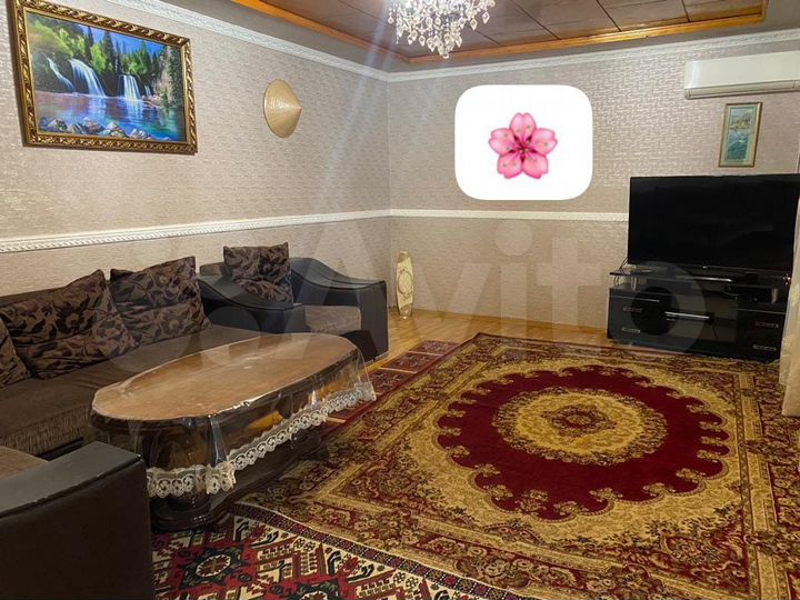 Дом 180 м² на участке 6 сот.