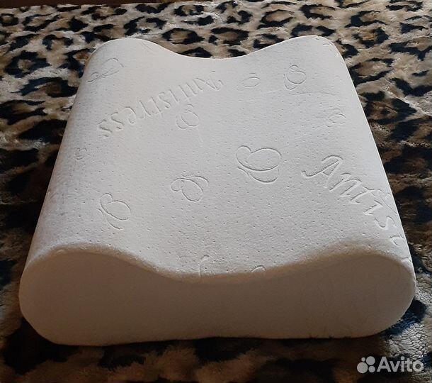 Подушка ортопедическая с эффектом памяти