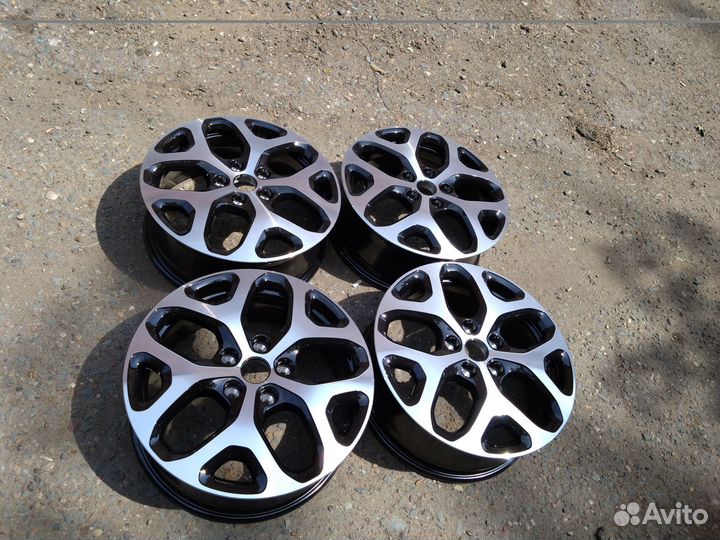 Новые оригинальные диски Рено R17
