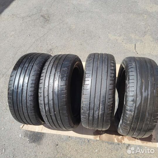 Hankook Ventus S1 Evo 2 K117 225/55 R17 и 225/55 R17