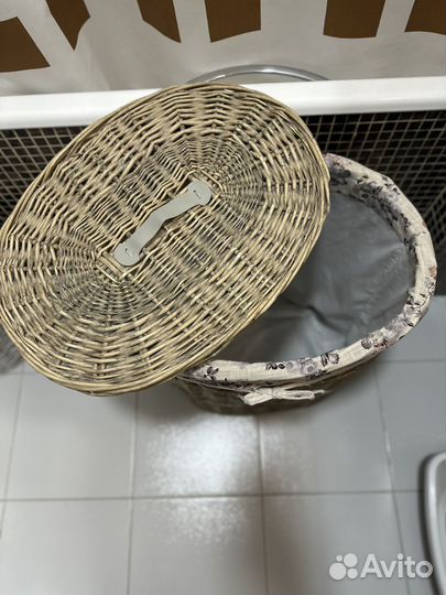 Корзина для белья плетенная