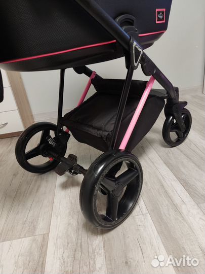 Adamex cristiano 2 в 1 в отличном состоянии