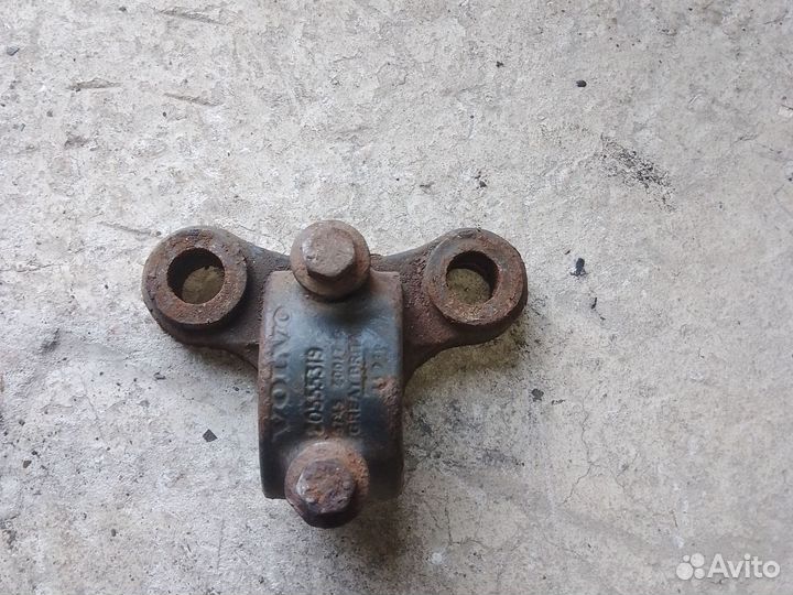 Кронштейн Вольво 3173988