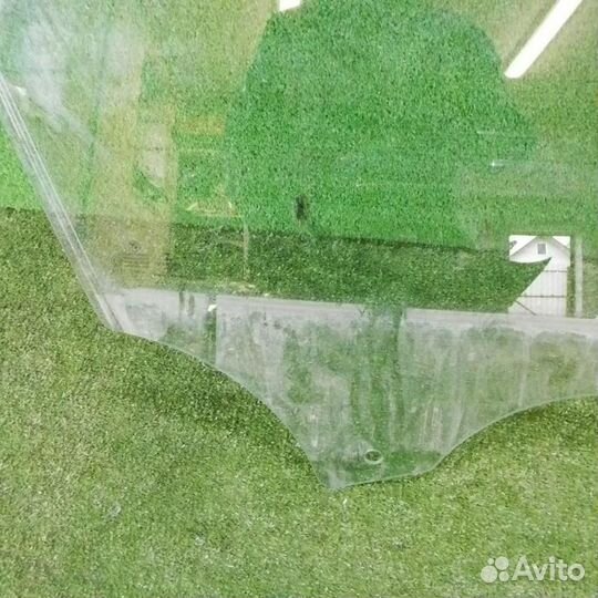 Стекло переднее правое бмв Х4 F26 (2014-2018)