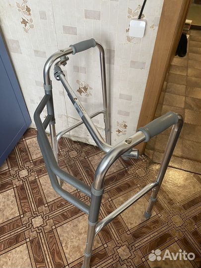 Ходунки взрослые