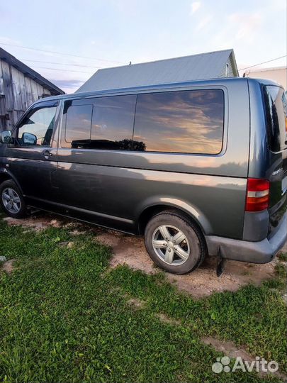 Volkswagen Caravelle, 2008
