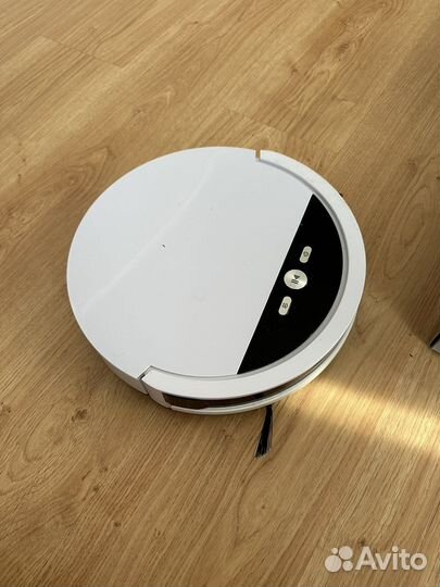 Робот пылесос