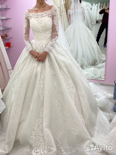 Свадебное платье