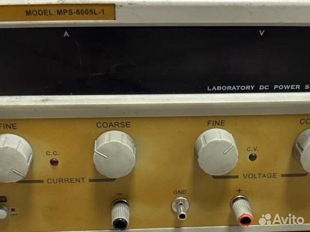 Источник питания Matrix MPS-6005L-1