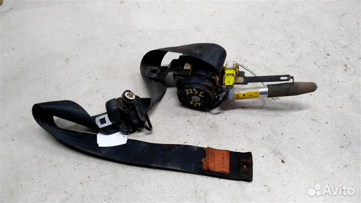 Ремень безопасности с пиропатроном левый Mazda 32