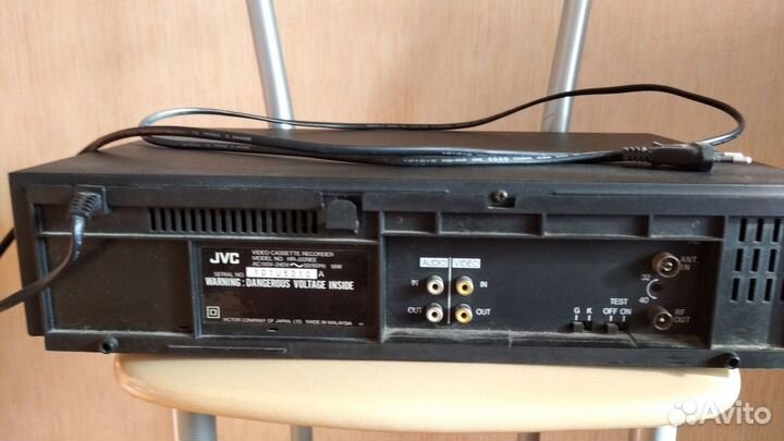Видеомагнитофон jvc