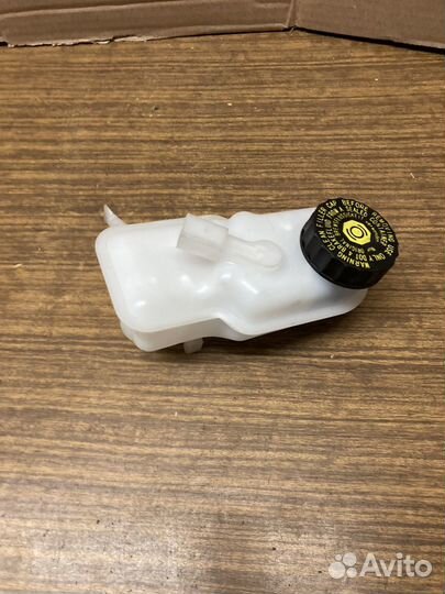 Бачок главного тормозного цилиндра поло 2020