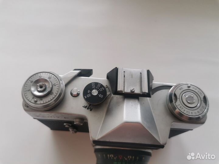 Пленочный фотоаппарат зенит е
