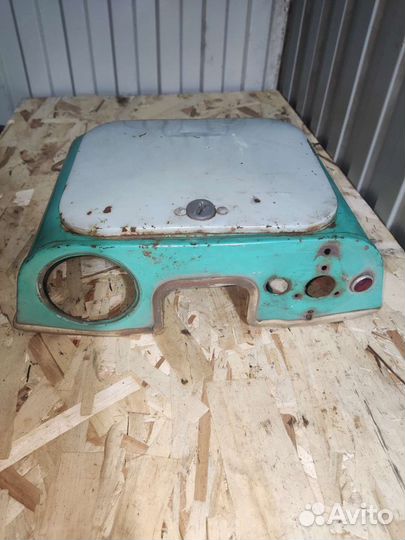 Бардачок Панель приборов Вятка В-150М