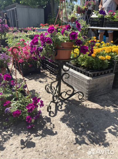 Подставка для цветов