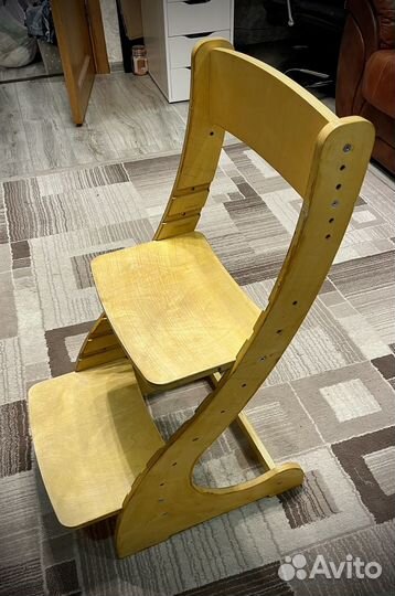 Детский растущий стул