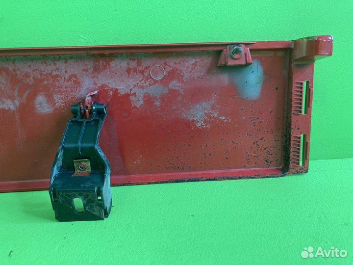 Накладка крыла mercedes-benz actros MP III