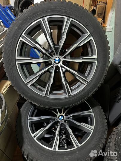 Nokian Tyres Hakkapeliitta 9 SUV 275/45 R20 и 305/40 R20