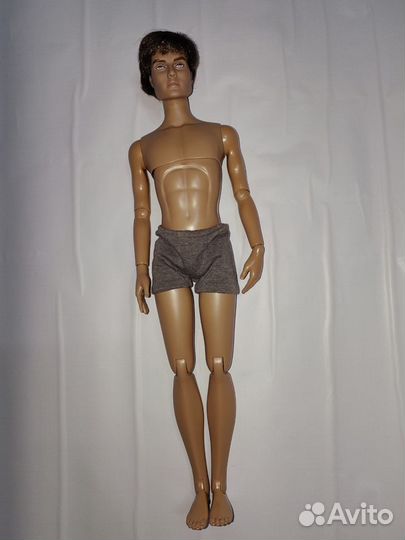 Кукла тоннер tonner ultra basic Simon Chase