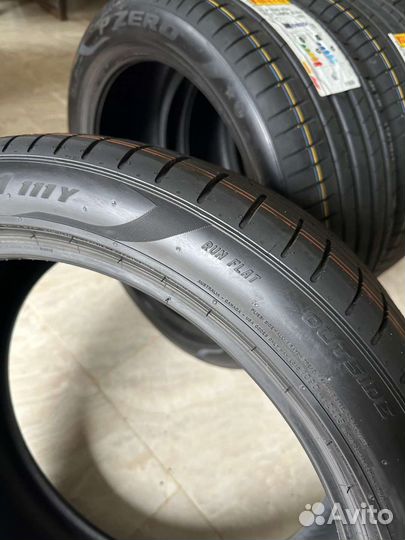 Pirelli P Zero PZ4 315/35 R21 и 275/40 R21
