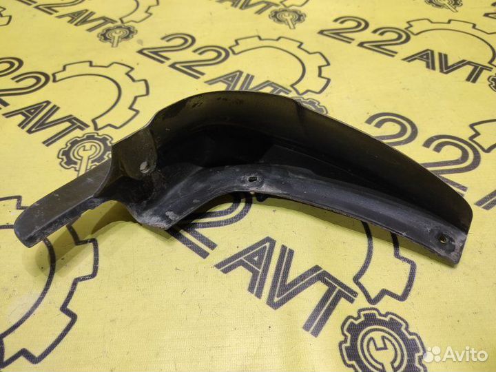 Брызговик передний левый Toyota Corona ST191 3S-FE