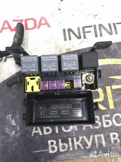 Блок предохранителей Kia Sorento 1 D4CB 145 Л.С