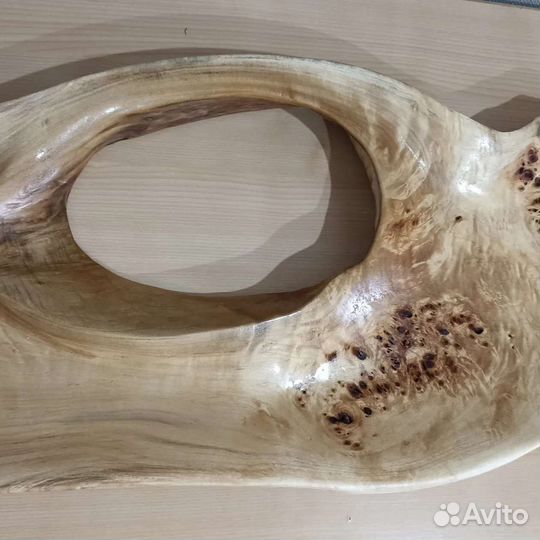 Блюдо из дерева
