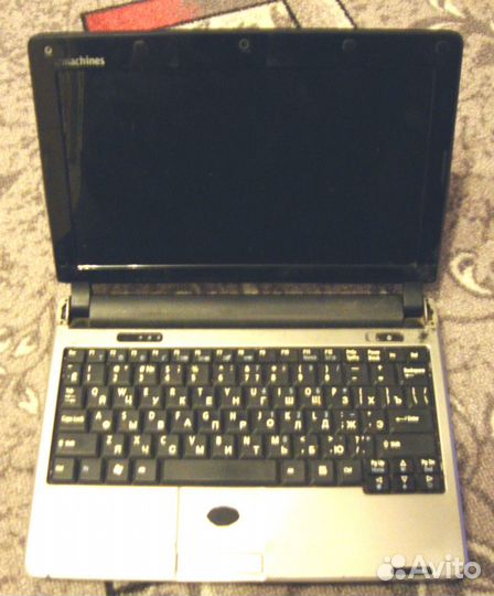 Нетбук acer eMachines