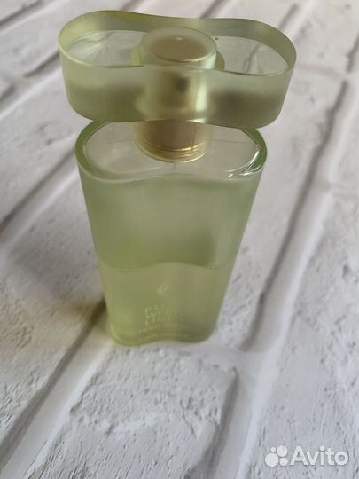 Estee lauder pure white linen light breeze