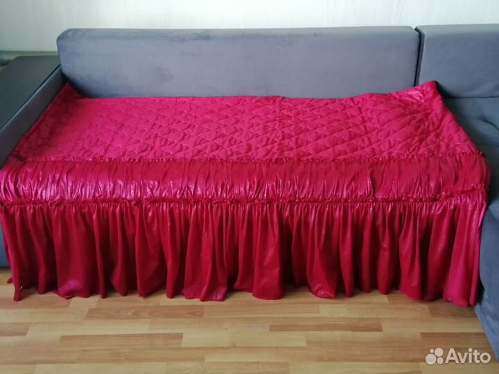 Шторы и покрывало